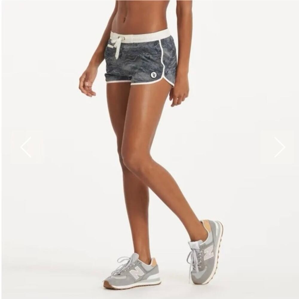 NWT Vuori Tavi Short Midnight Vintage Ocean size XL